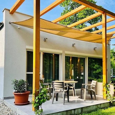 Aranygesztenye Apartmanhaz 鲍洛托努德沃里 外观 照片